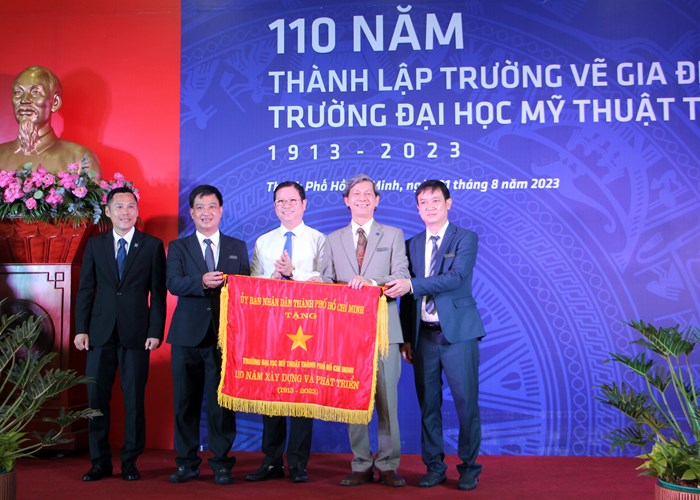 Kỷ niệm 110 năm thành lập Trường Vẽ Gia Định - Trường ĐH Mỹ thuật TP.HCM - Anh 1
