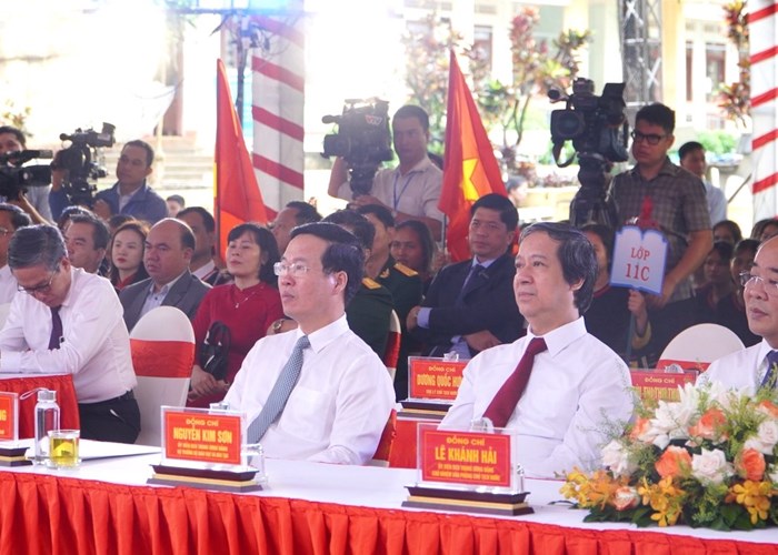 Chủ tịch nước dự khai giảng năm học mới tại Trường Dân tộc nội trú Gia Lai - Anh 2