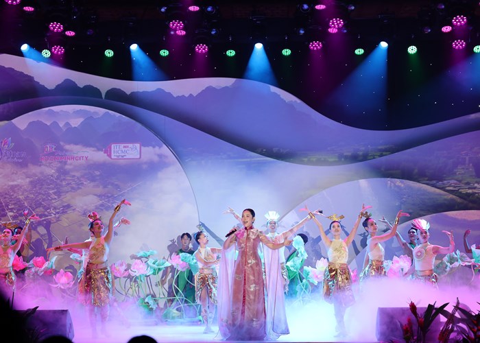 Đêm Gala “Dáng hình Việt Nam”: Ấn tượng, giàu bản sắc - Anh 5