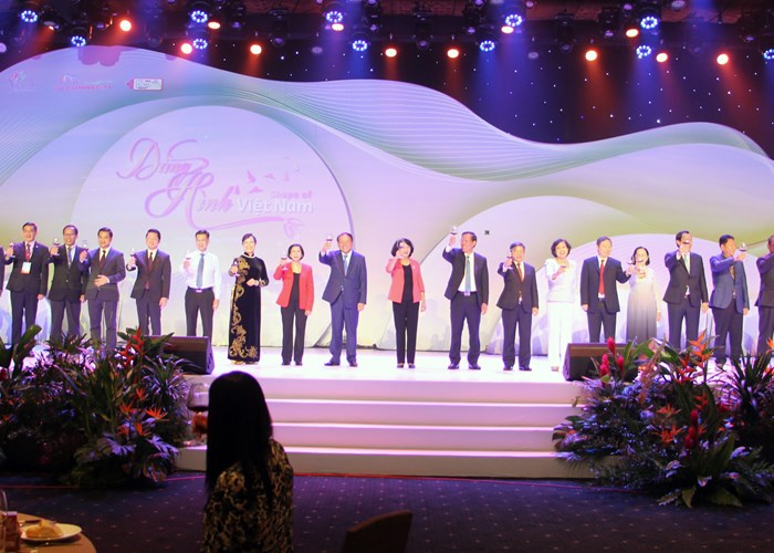 Đêm Gala “Dáng hình Việt Nam”: Ấn tượng, giàu bản sắc - Anh 1