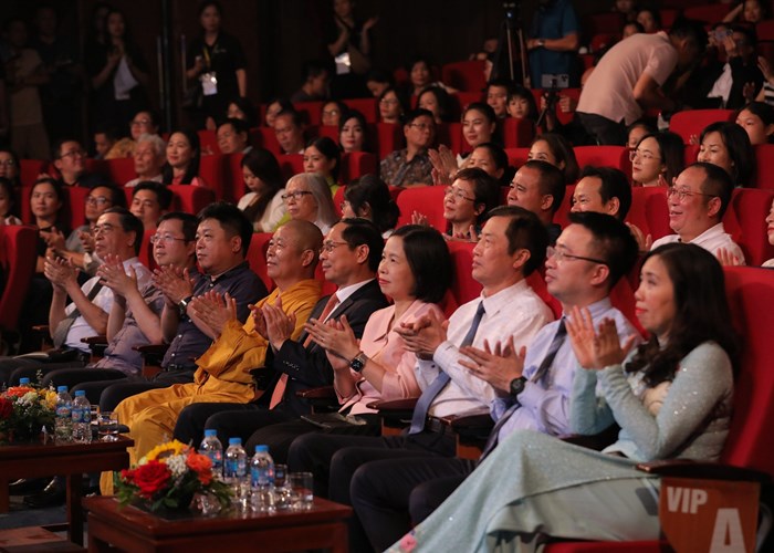 Tiếng Việt, văn hoá Việt là niềm tự hào của mỗi người dân Việt Nam bất cứ nơi nào - Anh 2