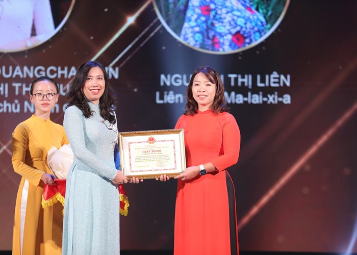 Tiếng Việt, văn hoá Việt là niềm tự hào của mỗi người dân Việt Nam bất cứ nơi nào - Anh 3