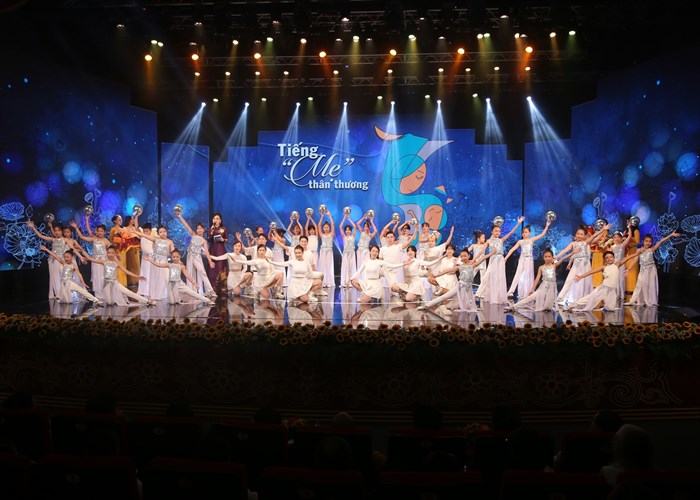 Tiếng Việt, văn hoá Việt là niềm tự hào của mỗi người dân Việt Nam bất cứ nơi nào - Anh 4