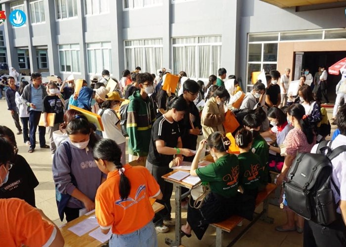 Trường ĐH Văn hóa TP.HCM chào đón tân sinh viên nhập học - Anh 1