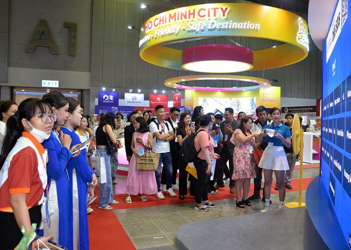 Hội chợ Du lịch quốc tế TP.HCM 2023: Nhiều hiến kế thúc đẩy phát triển du lịch bền vững - Anh 2