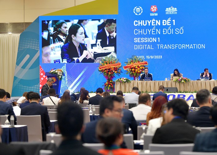 Vai trò của nghị sĩ trẻ trong chuyển đổi số - Anh 2
