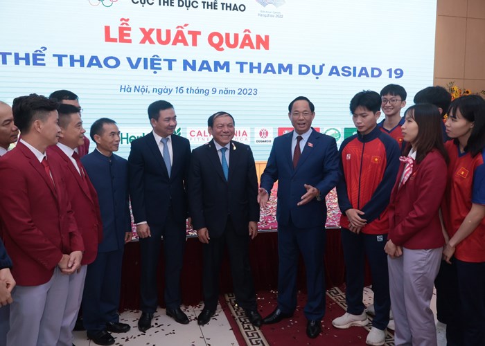 Đoàn Thể thao Việt Nam xuất quân lên đường dự Asian Games 19: Quyết tâm, nỗ lực cao nhất! - Anh 7