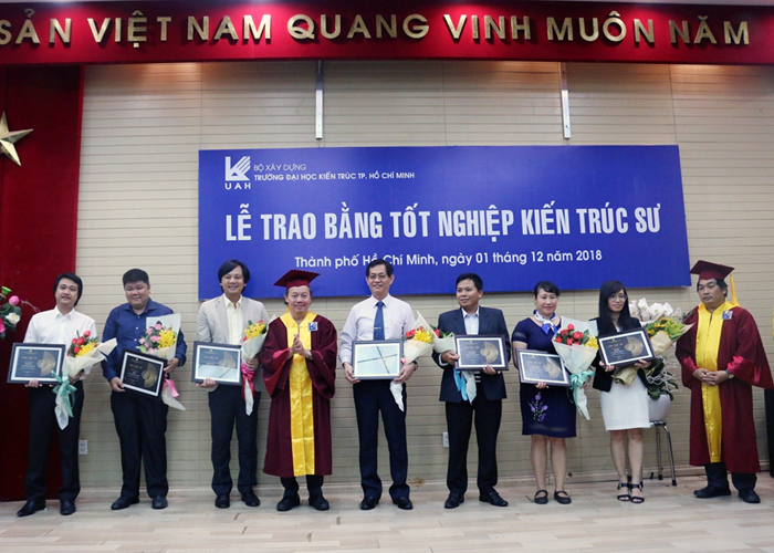 Sẵn sàng cho hành trình thoát kén để vươn xa - Anh 6