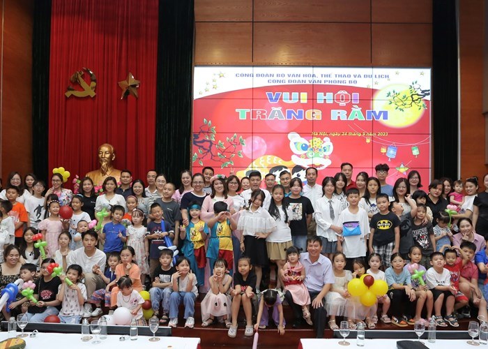 Chương trình Vui hội Trăng Rằm 2023 - Anh 1
