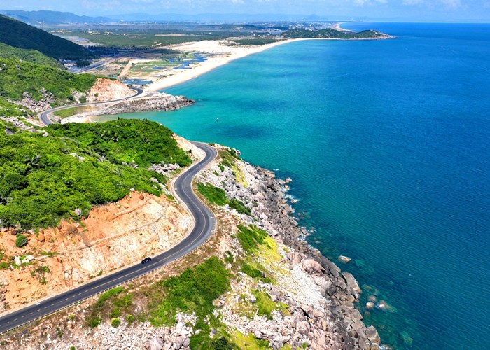 9 tháng, du lịch Phú Yên đã về đích năm 2023 - Anh 4