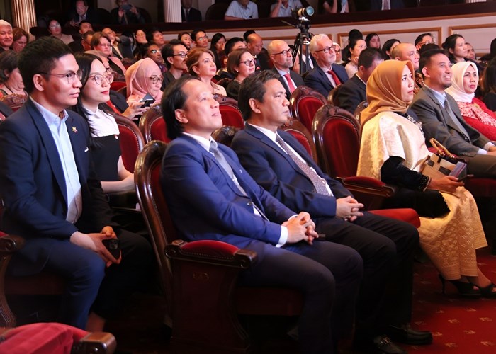 Ấn tượng đêm giao lưu văn hóa – nghệ thuật kỷ niệm 10 năm quan hệ đối tác chiến lược Việt Nam - Indonesia - Anh 2