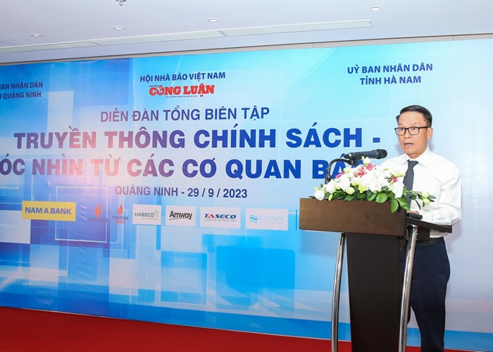Diễn đàn 