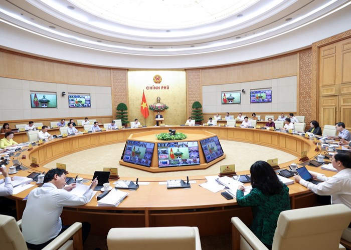 Chú trọng phát triển các lĩnh vực văn hoá, xã hội, môi trường - Anh 2