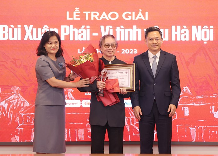 Đạo diễn, NSND Đặng Nhật Minh: Hà Nội là tình yêu lớn của tôi! - Anh 1