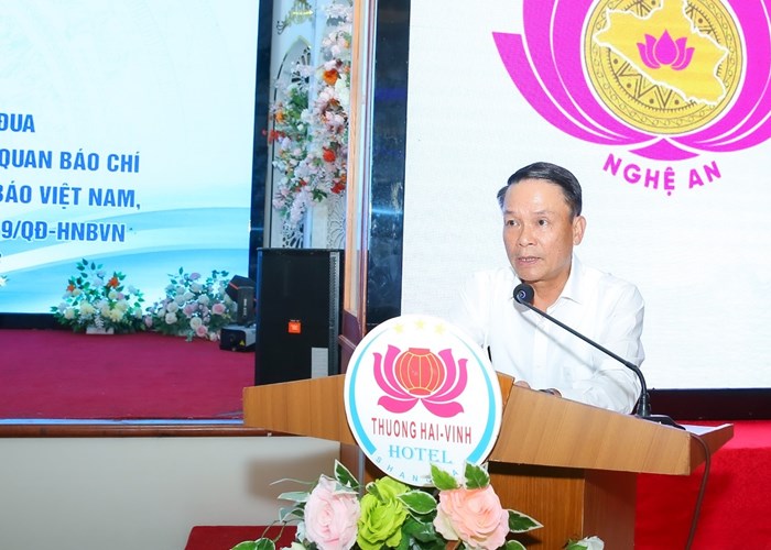 Lan toả mạnh mẽ phong trào xây dựng môi trường văn hóa trong các cơ quan báo chí - Anh 2
