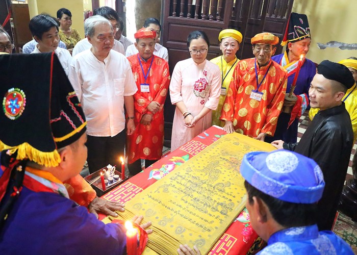 Khảo sát di tích lịch sử - văn hóa trên địa bàn tỉnh Vĩnh Long - Anh 2
