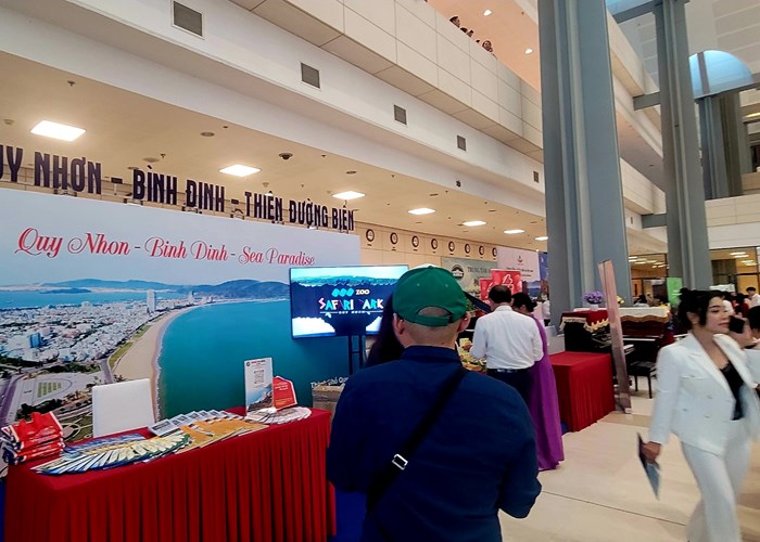 Du lịch đóng góp đặc biệt quan trọng trong nền kinh tế quốc gia - Anh 5