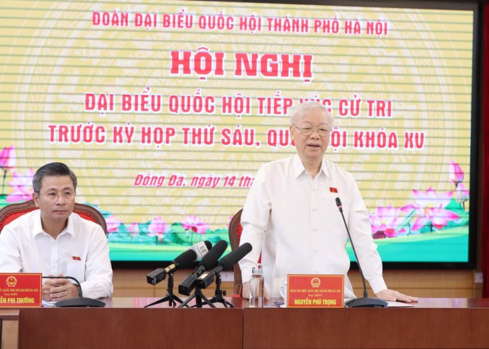 Tổng Bí thư tiếp xúc cử tri Hà Nội trước Kỳ họp thứ 6, Quốc hội khoá XV - Anh 1