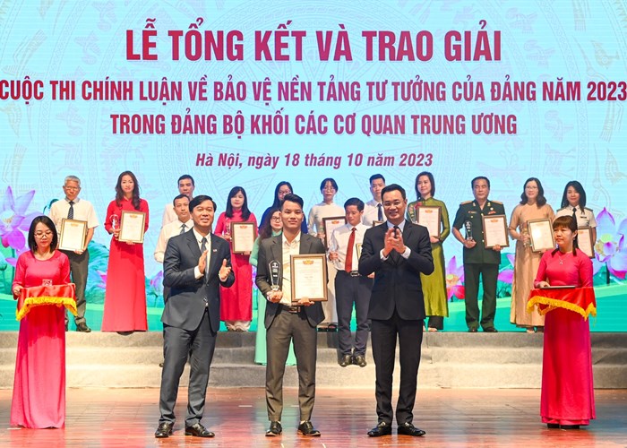 Đảng bộ Bộ VHTTDL đoạt ba giải tại Cuộc thi chính luận bảo vệ nền tảng tư tưởng của Đảng - Anh 3