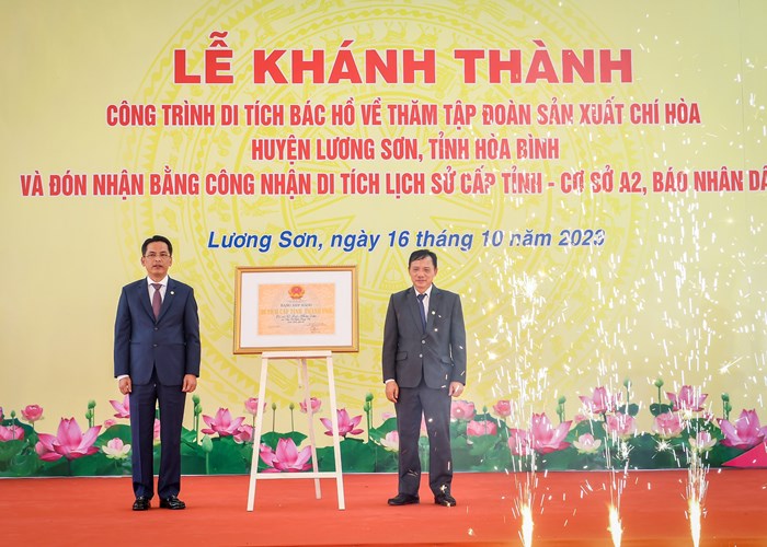 Khánh thành di tích Bác Hồ về thăm Tập đoàn sản xuất Chí Hòa - Anh 3