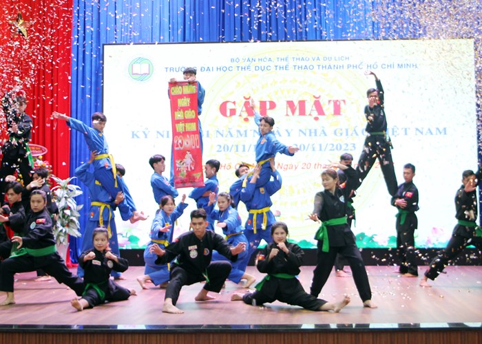 Trường ĐH Thể dục thể thao TP.HCM tri ân nhà giáo, huấn luyện viên - Anh 4