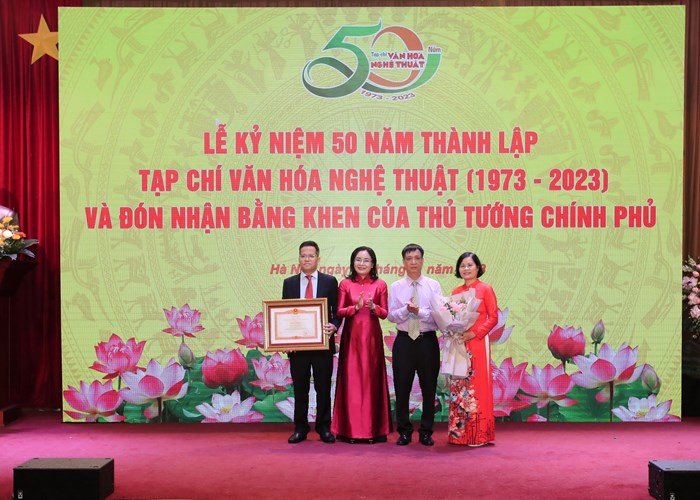 Tạp chí Văn hóa Nghệ thuật kỷ niệm 50 năm thành lập và đón nhận Bằng khen của Thủ tướng Chính phủ - Anh 2
