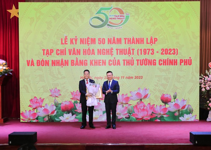 Tạp chí Văn hóa Nghệ thuật kỷ niệm 50 năm thành lập và đón nhận Bằng khen của Thủ tướng Chính phủ - Anh 3