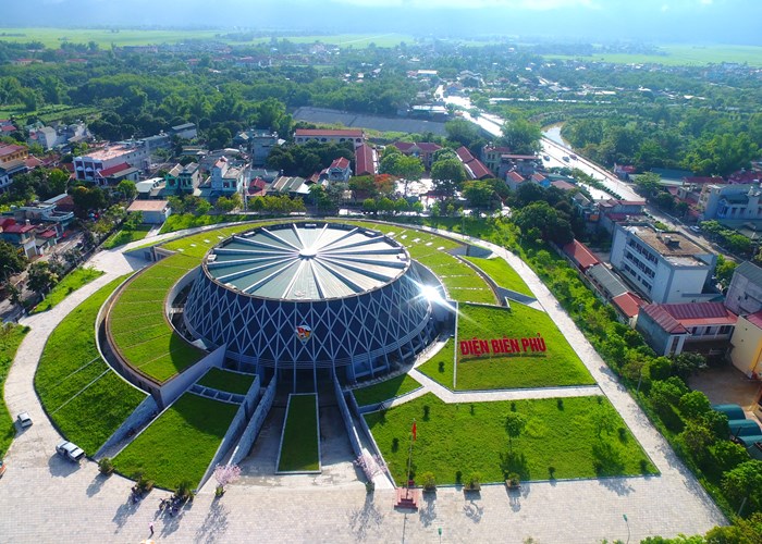Đăng cai Năm Du lịch quốc gia, Điện Biên hi vọng tạo đột phá du lịch - Anh 1