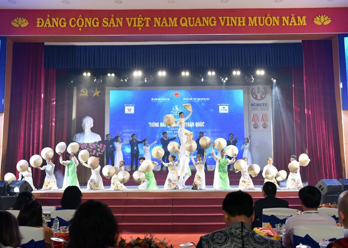 Khai mạc cuộc thi “Tiếng hát sinh viên” toàn quốc - Anh 1