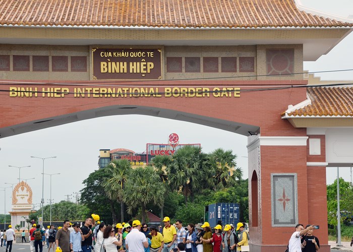 Hơn 85 doanh nghiệp lữ hành khảo sát sản phẩm du lịch Long An - Anh 6