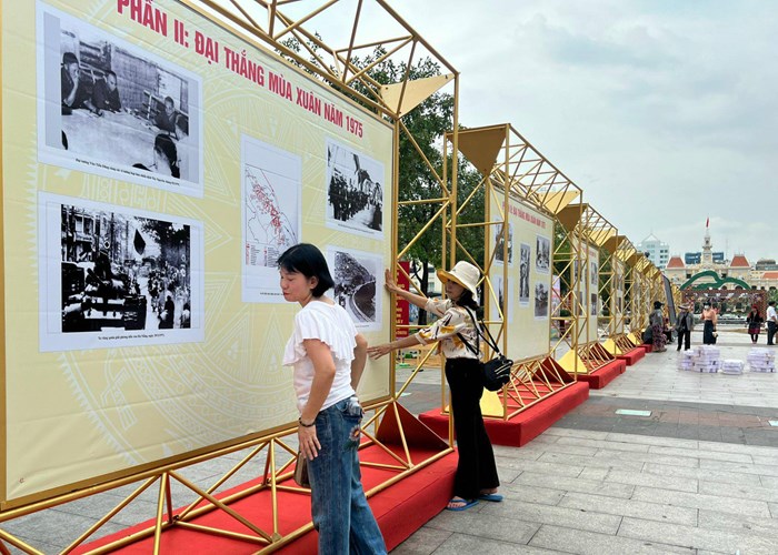 Triển lãm 