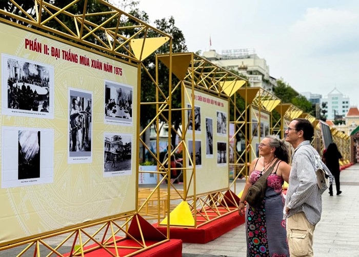 Triển lãm 