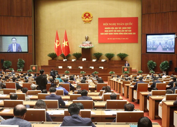 Xây dựng đội ngũ trí thức vững mạnh toàn diện - Anh 4