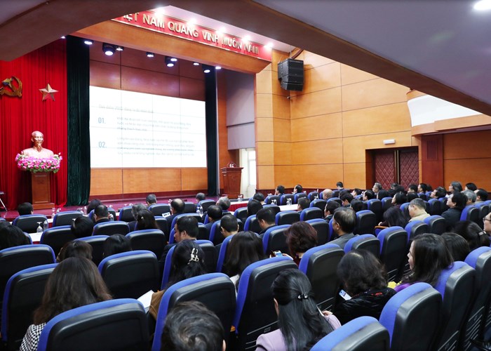 Cần tiếp tục nghiên cứu đầy đủ, toàn diện, tạo đồng thuận cao thực hiện các Nghị quyết của Đảng - Anh 3