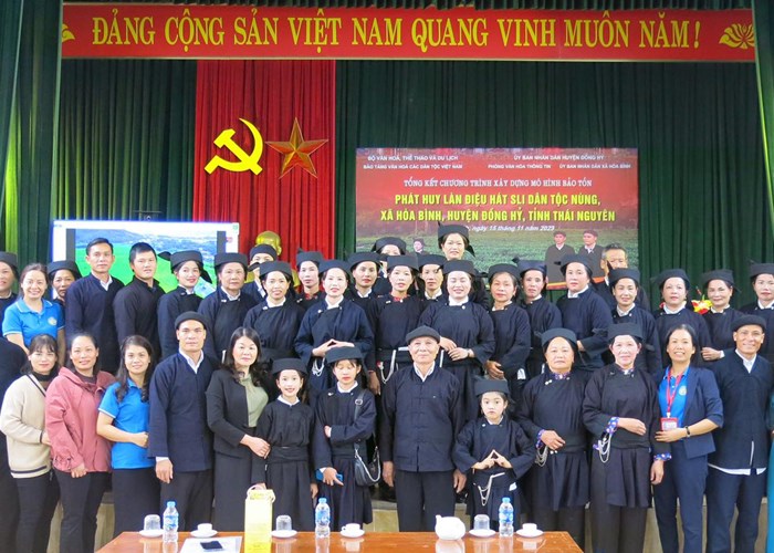 Ve Dong Hy nghe cau hat Sli dam tham cua nguoi Nung - Anh 5
