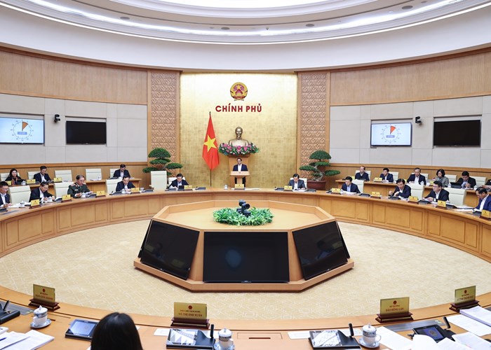 Thủ tướng chỉ đạo các bộ, ngành, địa phương chú trọng các lĩnh vực văn hoá, xã hội - Anh 3
