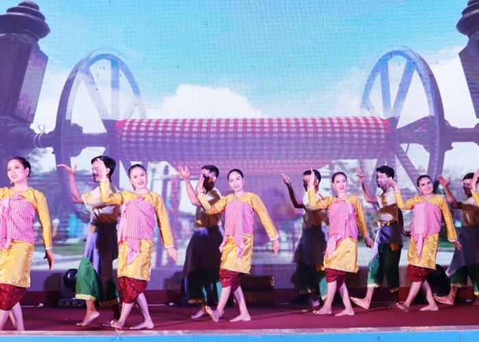 Chương trình nghệ thuật Campuchia tại Đồng Tháp: Thắm tình hữu nghị - Anh 5
