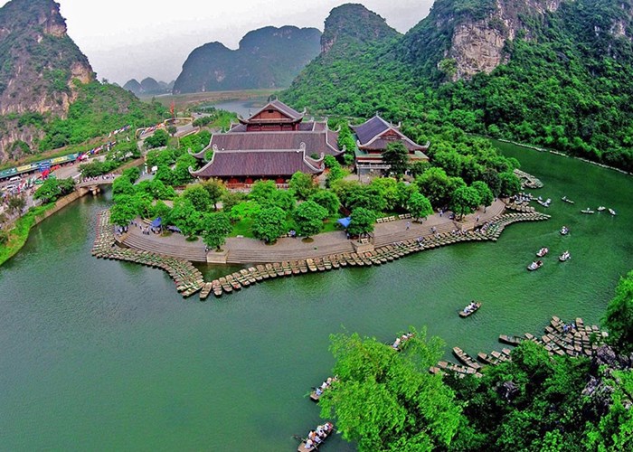 Danh thắng Tràng An lộng lẫy trong vở diễn thực cảnh, trình chiếu mapping hoành tráng - Anh 1