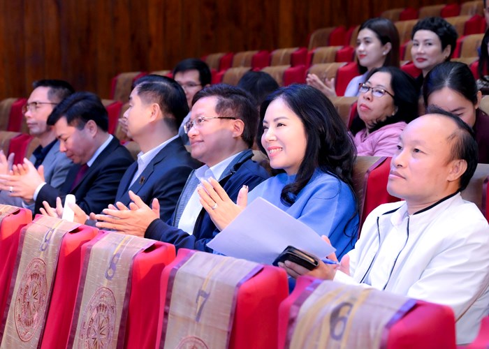 Danh thắng Tràng An lộng lẫy trong vở diễn thực cảnh, trình chiếu mapping hoành tráng - Anh 3