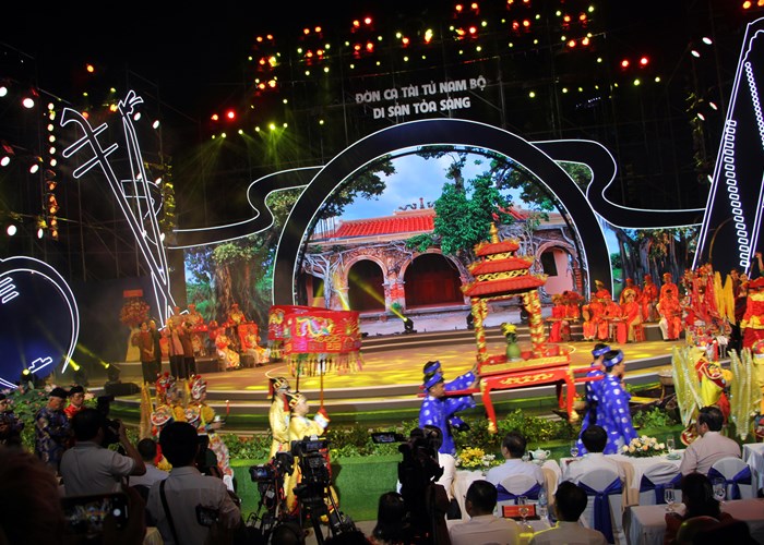 Đặc sắc chương trình nghệ thuật “Đờn ca tài tử Nam Bộ - Di sản tỏa sáng” - Anh 3