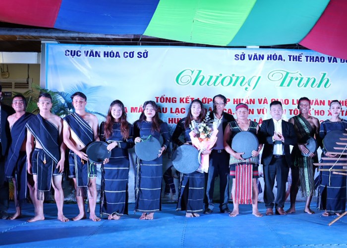 Bảo tồn nét đẹp nghệ thuật trình diễn dân gian dân tộc Cơ Ho - Anh 3