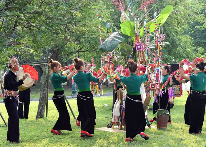 Then Kin Pang - Net van hoa dac sac cua nguoi Thai - Anh 2
