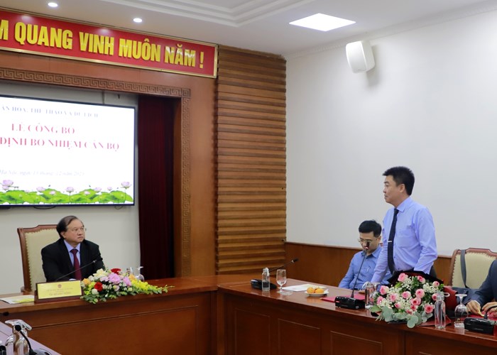 Bộ VHTTDL trao quyết định bổ nhiệm cán bộ - Anh 4