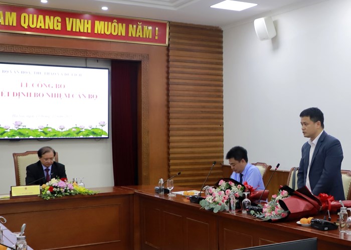 Bộ VHTTDL trao quyết định bổ nhiệm cán bộ - Anh 5