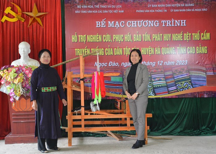 Nghe det tho cam cua nguoi Tay o Luong Noi - Anh 6