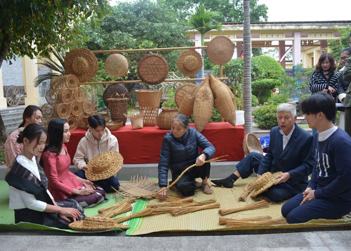 Thủ công mỹ nghệ ASEAN gắn với bảo vệ môi trường - Anh 4