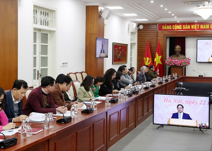 Bộ trưởng Nguyễn Văn Hùng đề xuất ba nhiệm vụ trọng tâm, sáu giải pháp đột phá phát triển các ngành công nghiệp văn hóa Việt Nam - Anh 6