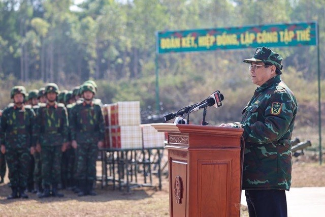Thủ tướng dự diễn tập chiến thuật có bắn đạn thật của Quân đoàn 12 - Anh 1