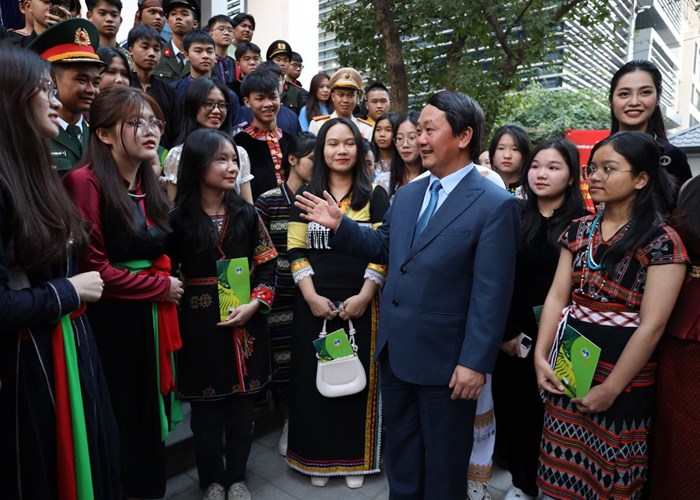 Gặp mặt đoàn học sinh, sinh viên, thanh niên DTTS xuất sắc, tiêu biểu - Anh 2