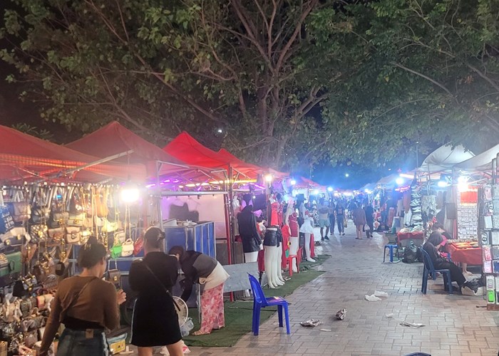 “Hành trình theo dấu chân Bác” ở Lào- Thái Lan: Bài cuối - Cung đường du lịch thắm tình hữu nghị Việt- Lào - Anh 5